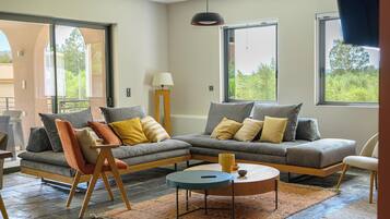 Apartment | Living area