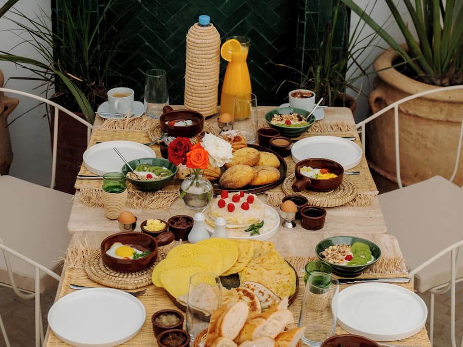 Free daily continental breakfast