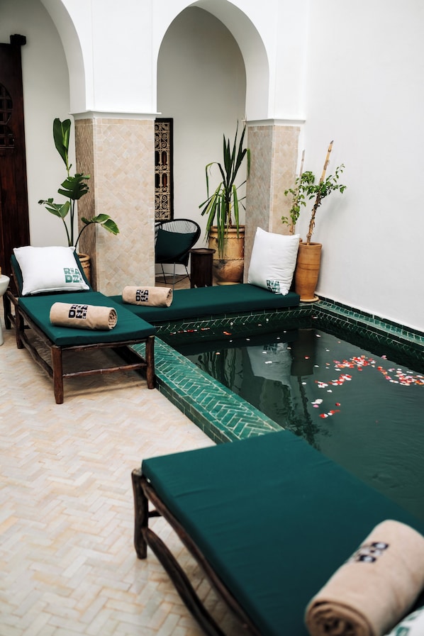 Outdoor pool - Riad Zi (Marrakech)