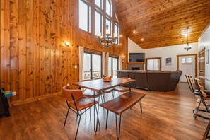 Interior - Forest Hideaway Near Lake & Wisp Resort w/ Hot Tub (McHenry)