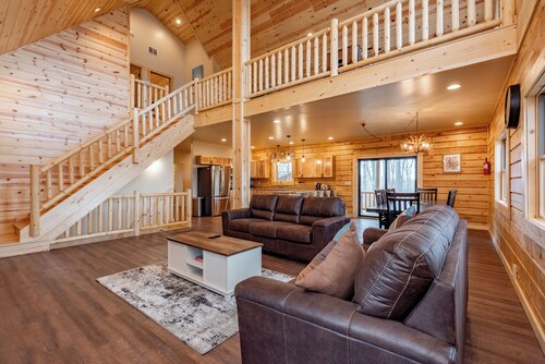 New! Wisp-Area Dog Friendly Hideaway w/ Fire Pit