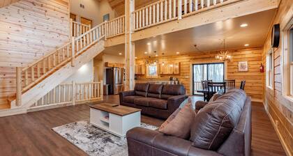 New! Wisp-Area Dog Friendly Hideaway w/ Fire Pit