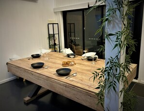 Dining - Stylish country guesthouse escape one hour from Sydney (Wisemans Ferry)