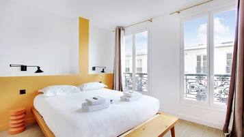 3 chambres, fer et planche à repasser, lit parapluie, Wi-Fi