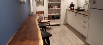 New stylish apartment in century home 5 minutes to everything Downtown Kitchener