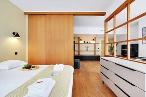 3 Schlafzimmer, Bügeleisen/Bügelbrett, Reisekinderbett, WLAN