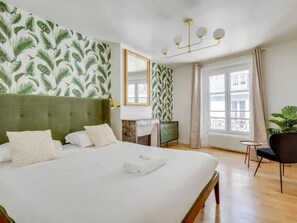 3 bedrooms, iron/ironing board, WiFi, bed sheets - Amazing Apartment - 8p/3br - Sentier (Paris)