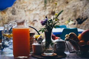 Petit déjeuner buffet compris tous les jours
