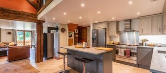 Wifi, balcony, tv, 232m², Les Gets