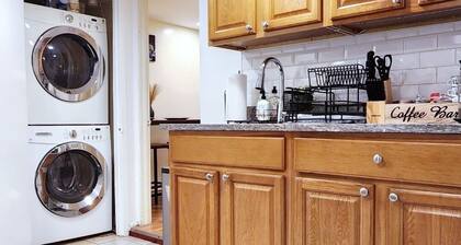 Modern 2BR - Ideal for Med Rotations & Biz Trips