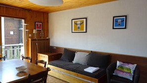 Living area - Wifi, 10m from resort center, 3rd floor, balcony, 54m², Les Gets (Les Gets)