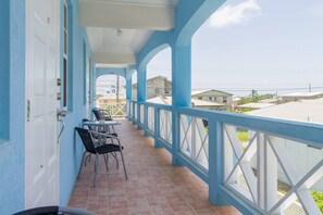 Property grounds - Kingsland Escape Five (Kingsland Terrace)