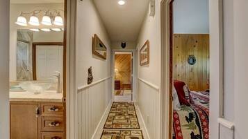 3 Schlafzimmer, Reisekinderbett, kostenloses WLAN, BettwÀsche