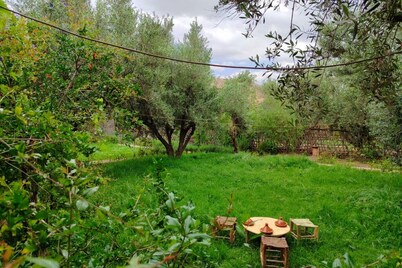 Villa de Campagne à 35 km de Marrakech, Oasis de Tranquillité et de la Nature