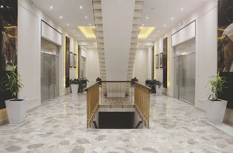 Recepción. REAL HOTEL