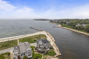Exterior - Beachfront in New Silver Beach (Falmouth)