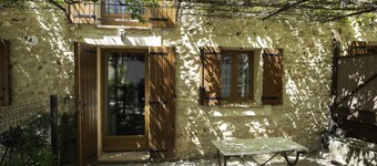 AU Coeur DU Luberon Idealement Situe Pour Visiter LE Region