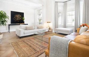 Smart TV - Middedorp Manor Villa (Stellenbosch)