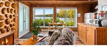 Mini chalet bord de l`eau à louer dans les Laurentides — Lac Sarrazin, Sainte-Lucie-des-Laurentides