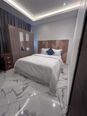 Presidential-Einzelzimmer, 1 Schlafzimmer | Individuell dekoriert, individuell eingerichtet, Schreibtisch