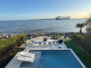 Outdoor pool - Newly Renovated Oceanfront Luxury Home - Pool, Putting Green & Steps to Village! (St. Simons Island)