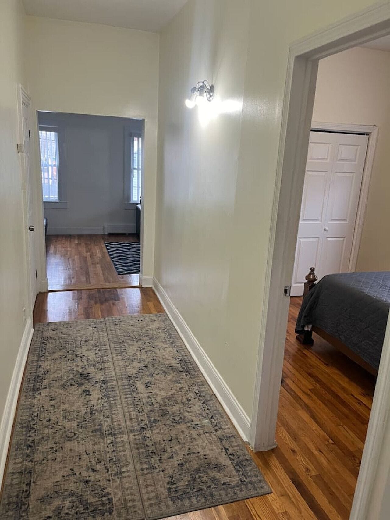 4 Schlafzimmer, Schreibtisch, Bügeleisen/Bügelbrett, WLAN