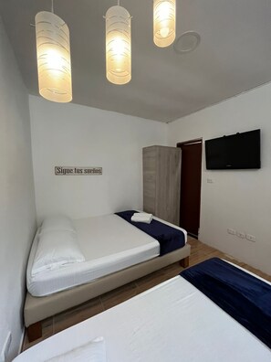 Kahden hengen deluxe-huone | Yksilöllisesti kalustettu, äänieristys, ilmainen Wi-Fi