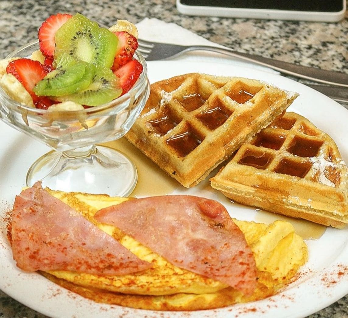 Free daily local cuisine breakfast 