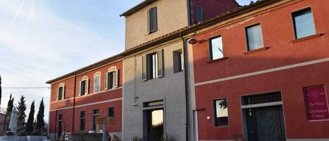 Voorkant van accommodatie