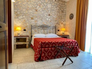 10 bedrooms - Deluxe Double or Twin Room with Garden - Sternaesa (Sternatia)