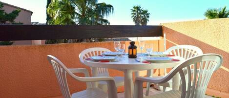 Servei de restauració a l'aire lliure