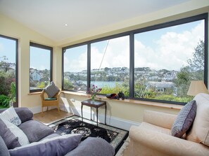 Living area - 2 bedroom accommodation in Polruan, near Fowey (Polruan, near Fowey)