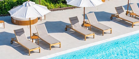 Seasonal outdoor pool