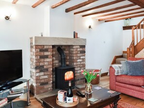 Fireplace - 3 bedroom accommodation in Kirkby Stephen (Kirkby Stephen)