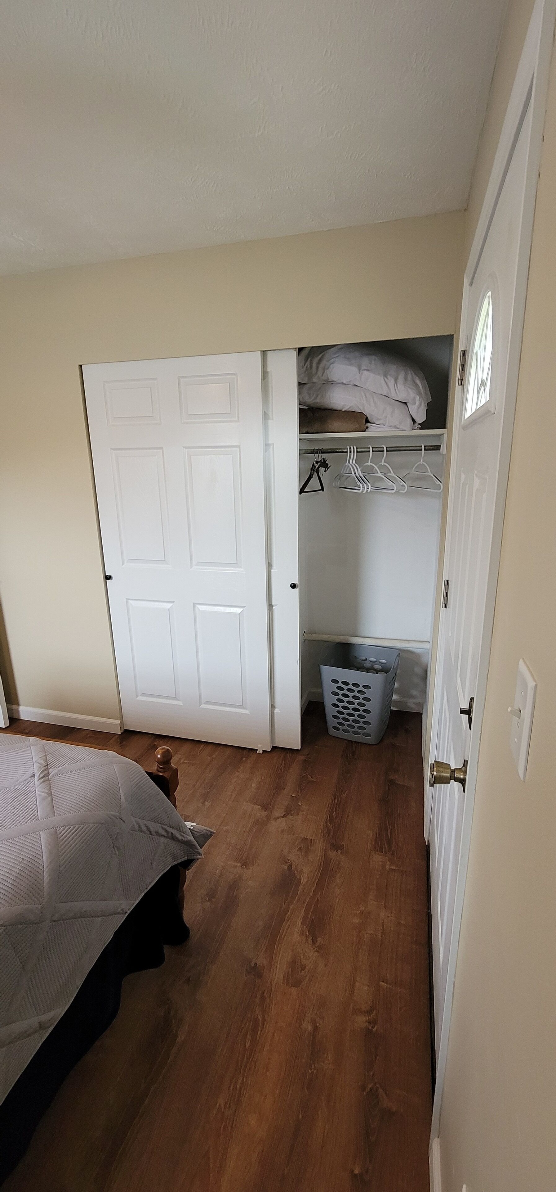 3 Schlafzimmer, Bügeleisen/Bügelbrett, WLAN, Bettwäsche