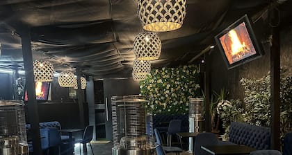 Cosy shisha restaurant with bar! Private hire for parties and special occasions.