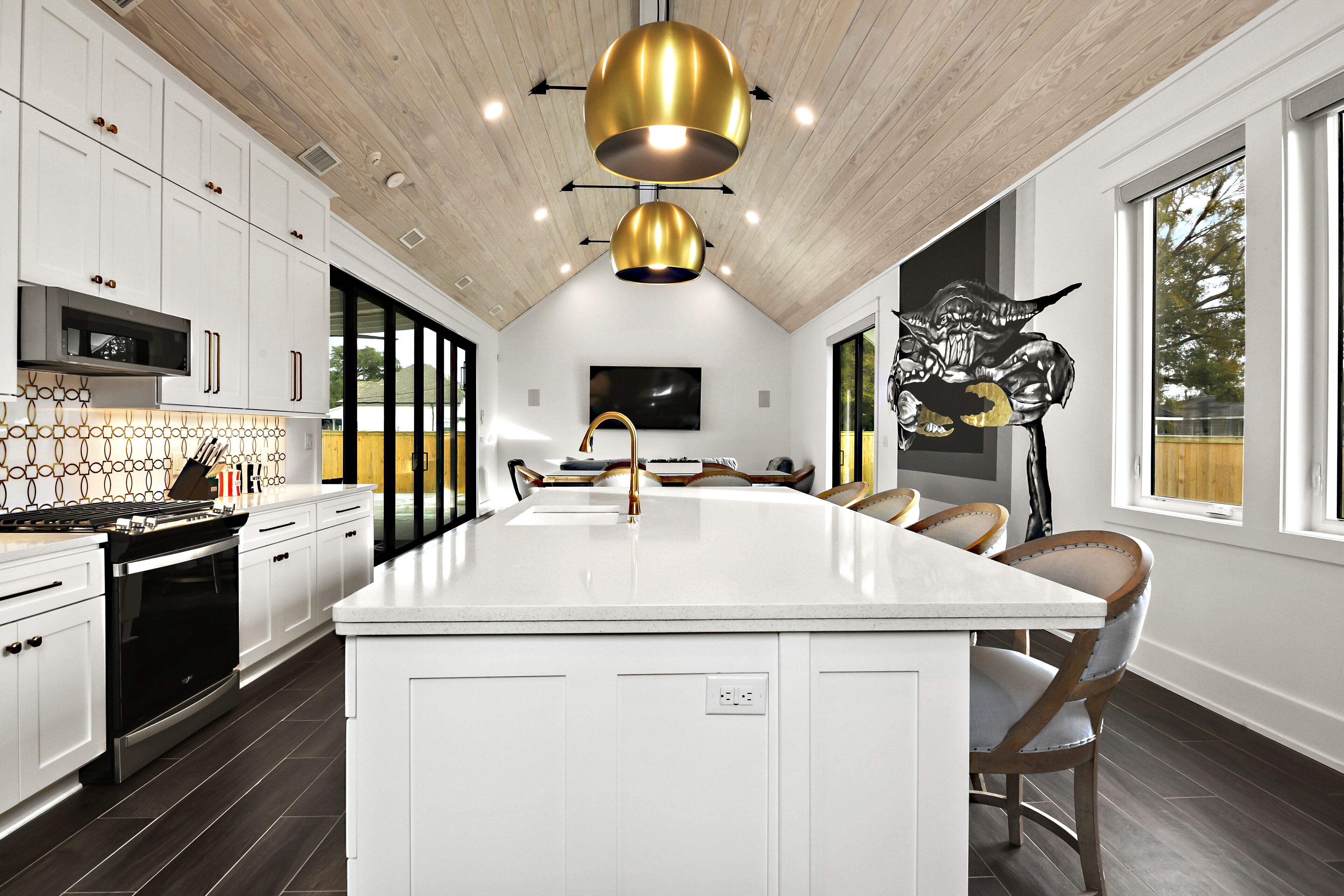 冰箱、微波炉、烤箱、炉灶