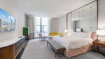 Deluxe Condo | 1 bedroom, premium bedding, blackout curtains, iron/ironing board