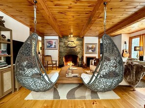 Interior - Green Mountain Chalet: Tranquil Ski Oaisis W/Spa (Dover)
