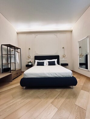 Luxury Double Room, Courtyard View - Sea Pearl Luxury Rooms (La Spezia)