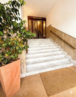 Interior entrance - Sea Pearl Luxury Rooms (La Spezia)