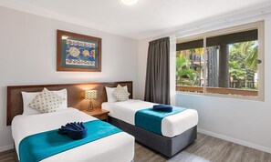 2 slaapkamers, een strijkplank/strijkijzer, reisbedje, gratis wifi