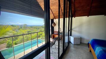 5 quartos, Wi-Fi, roupa de cama