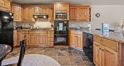 Eden Mountain Retreat | Resort Amenities