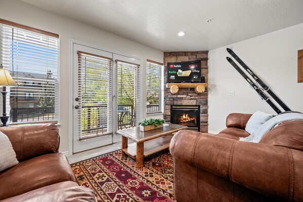 Smart TV, fireplace, table football, ping pong