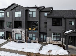 Exterior - Snowbasin Summit R5062|Ski Retreat |Hot Tub |Views (Mountain Green)
