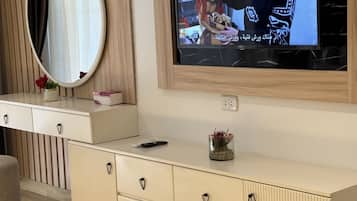 Caja de seguridad en la habitación, escritorio y wifi gratis