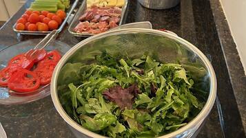 Free daily cooked-to-order breakfast
