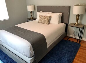 2 bedrooms, desk, iron/ironing board, WiFi