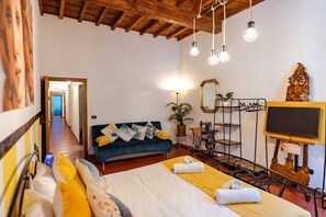 3 bedrooms, travel cot, WiFi, bed sheets - Florence Garden Suite: Family-friendly Oasis to explore the city center by foot! (Firenze)